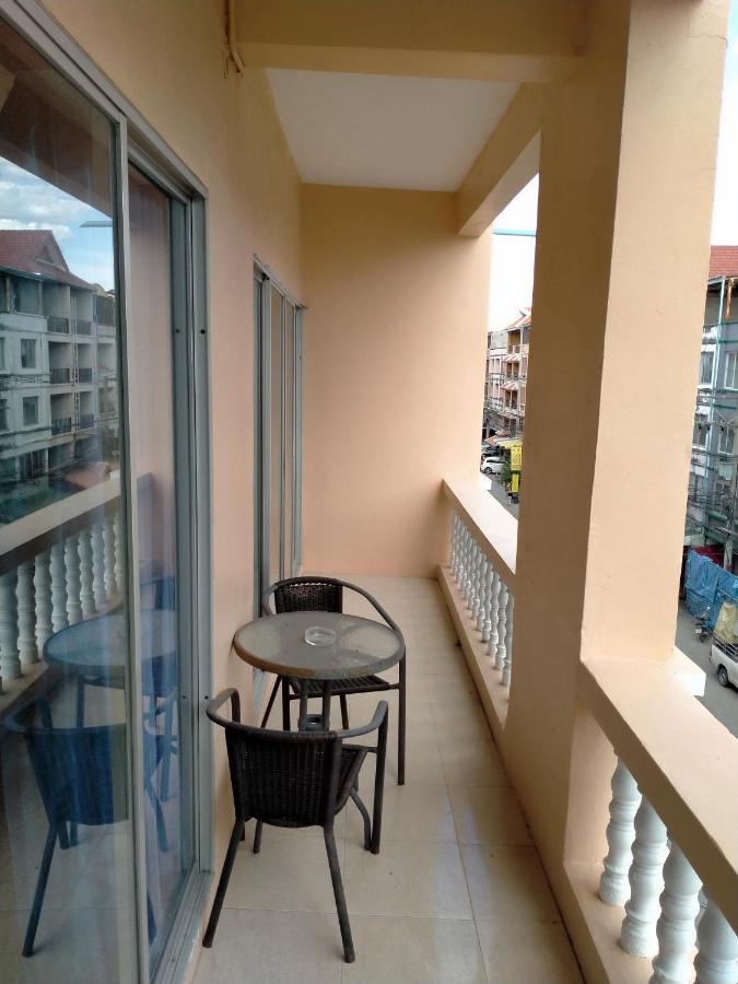 Appartement Welcome Lounge à Jomtien Beach Extérieur photo
